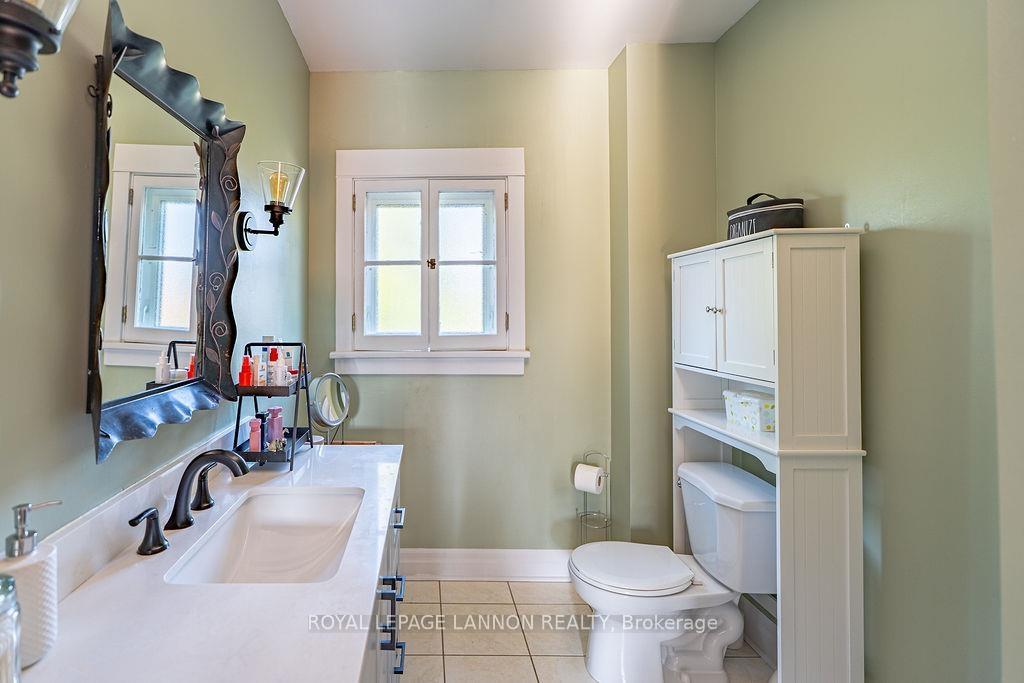 Photo 30 of 637 Catherine St., Thunder Bay, Hyde Park — HOMEH