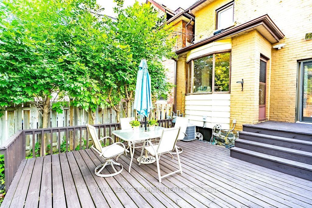 Photo 37 of 637 Catherine St., Thunder Bay, Hyde Park — HOMEH