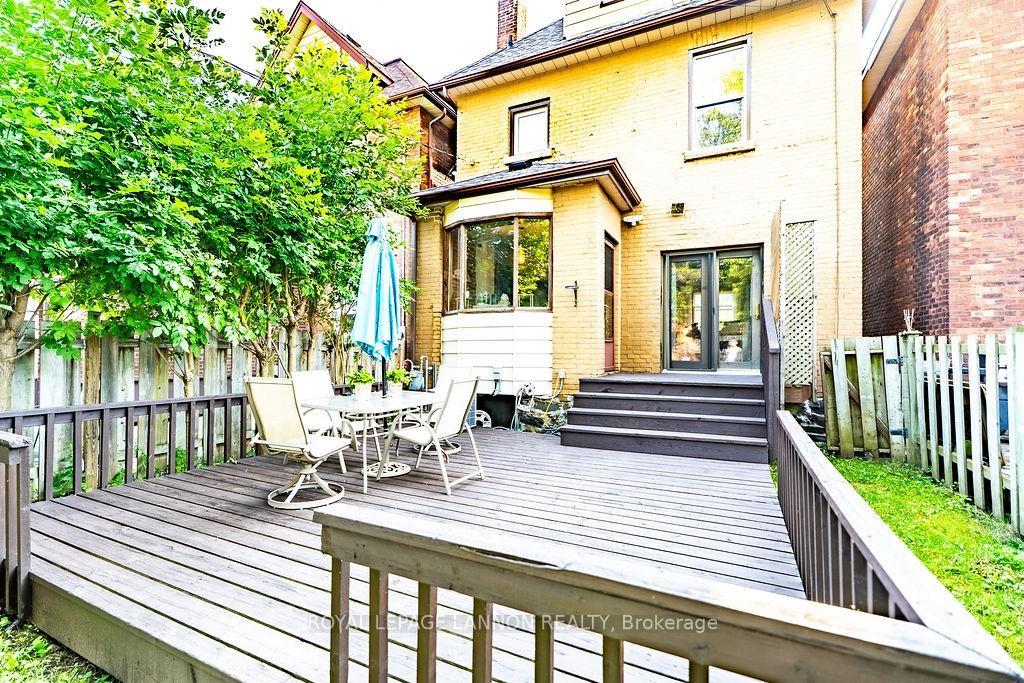 Photo 38 of 637 Catherine St., Thunder Bay, Hyde Park — HOMEH