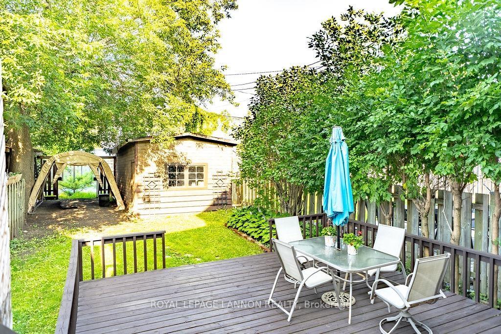 Photo 39 of 637 Catherine St., Thunder Bay, Hyde Park — HOMEH