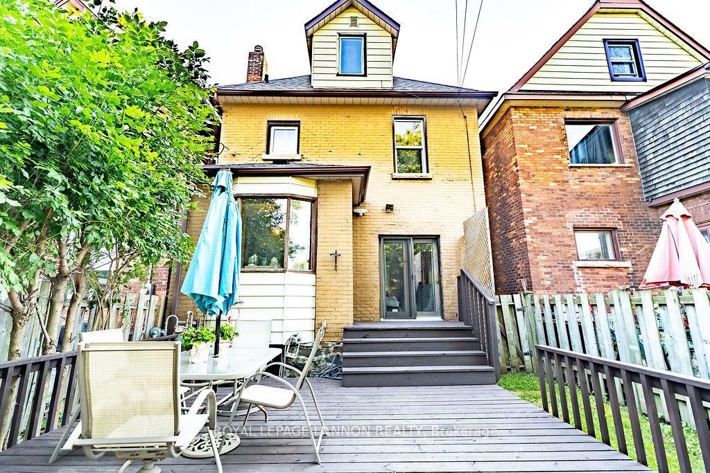 Photo 40 of 637 Catherine St., Thunder Bay, Hyde Park — HOMEH