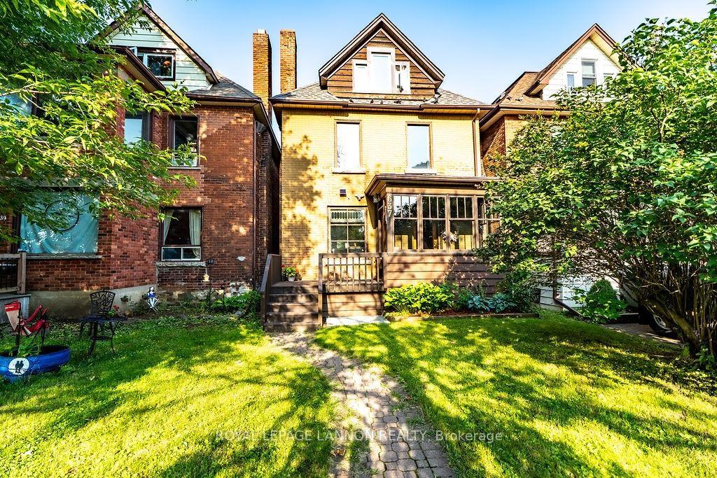 Photo 41 of 637 Catherine St., Thunder Bay, Hyde Park — HOMEH