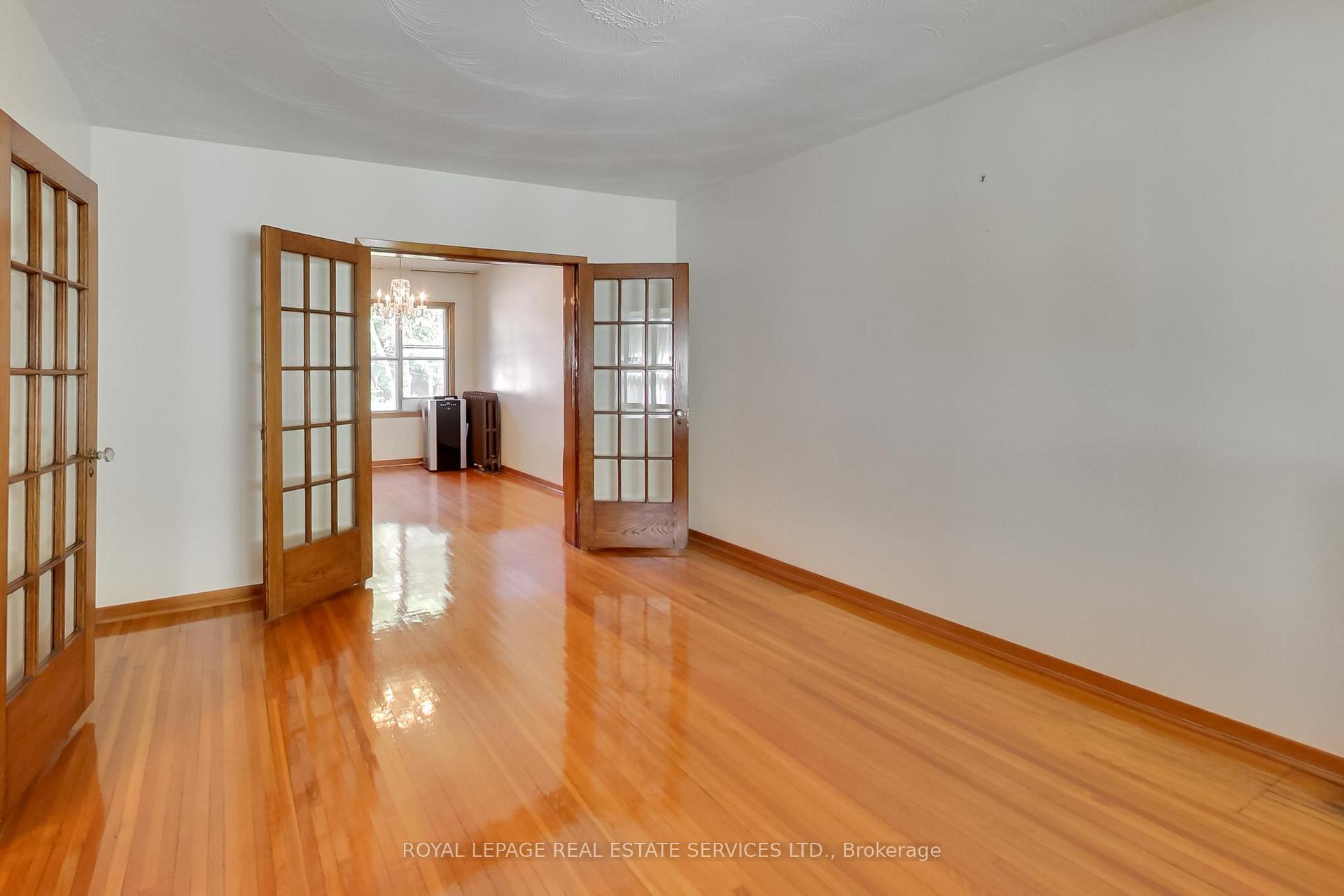 Photo 8 of 85 Dawes Road, Toronto, East End-Danforth — HOMEH