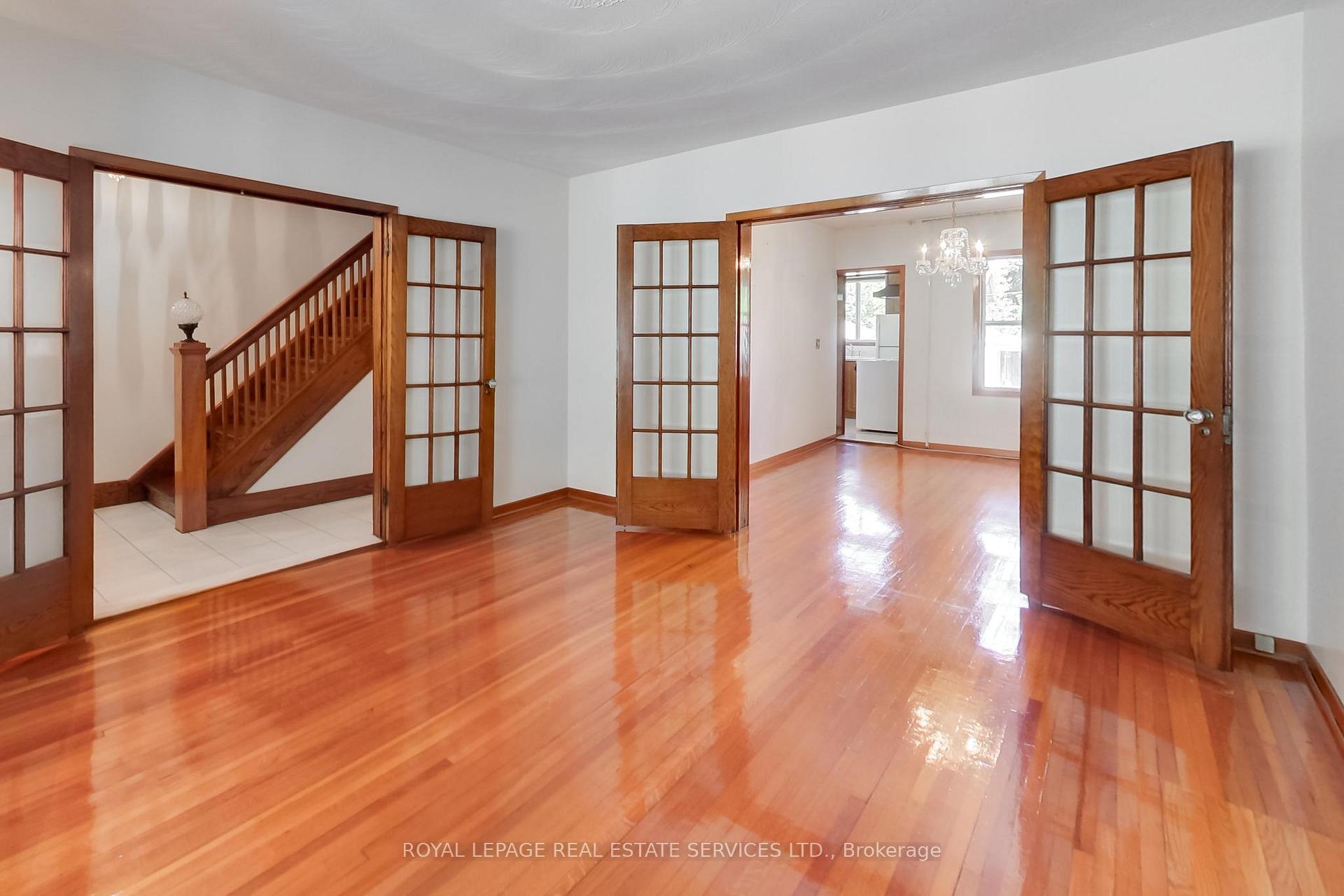 Photo 9 of 85 Dawes Road, Toronto, East End-Danforth — HOMEH