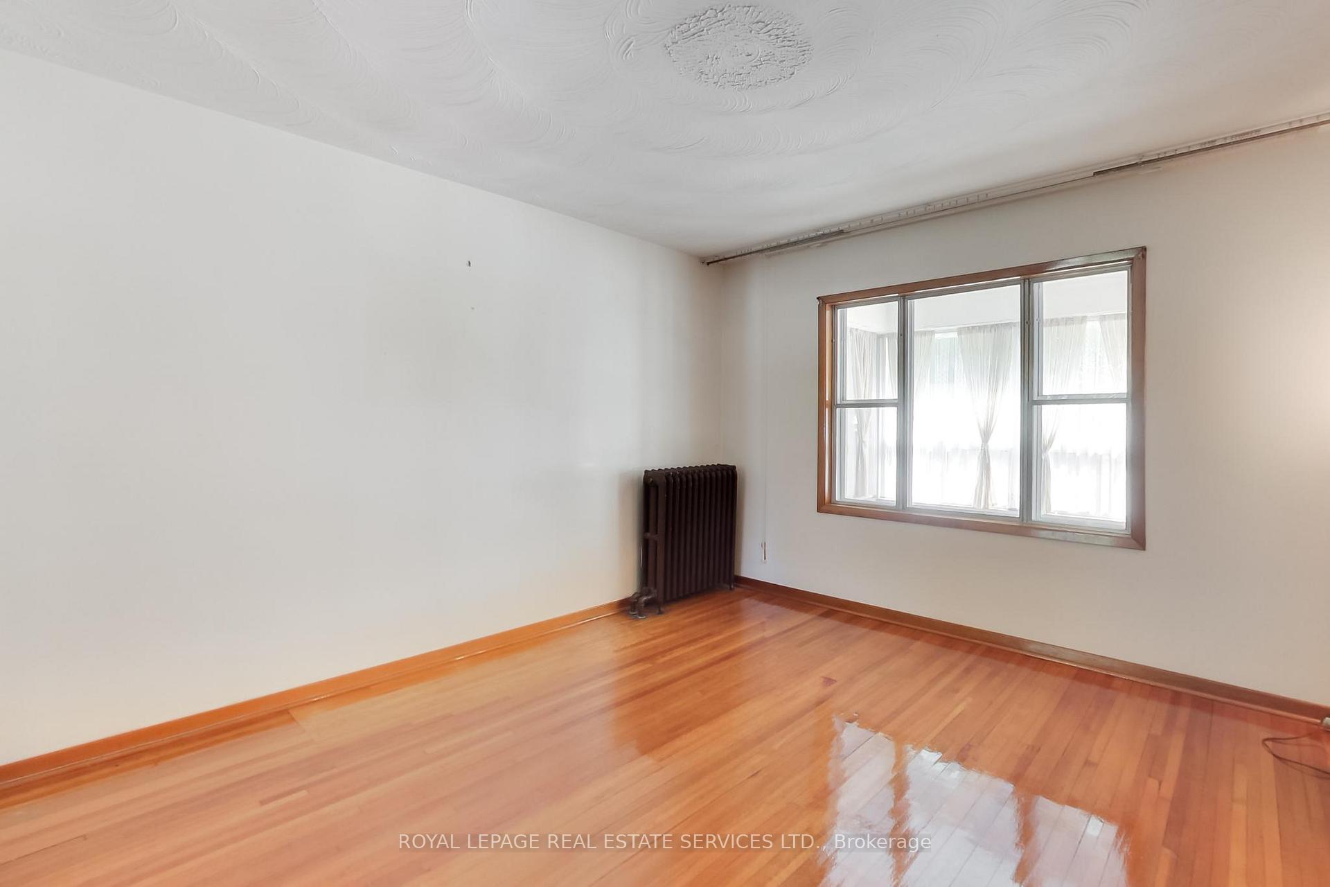 Photo 10 of 85 Dawes Road, Toronto, East End-Danforth — HOMEH