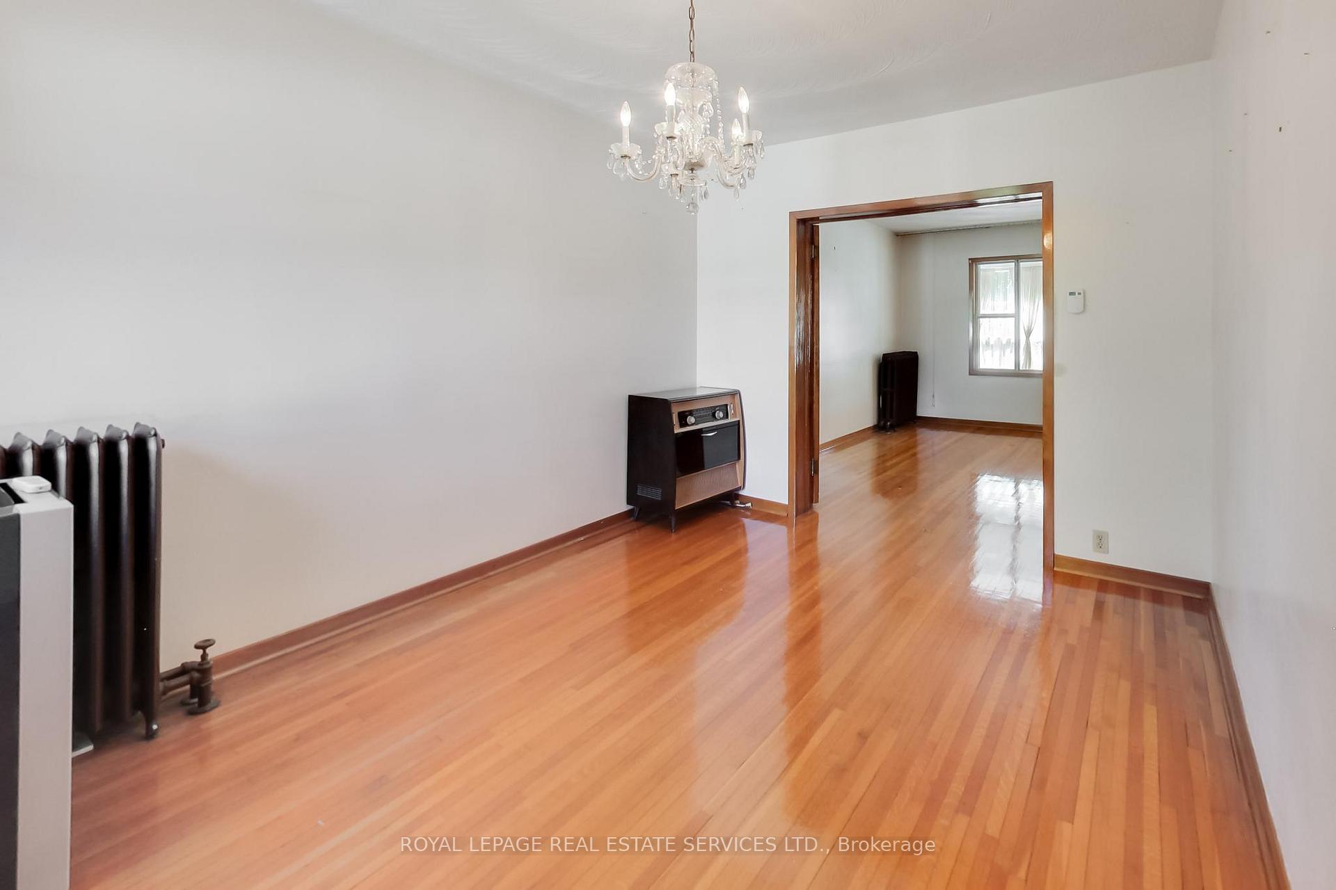 Photo 13 of 85 Dawes Road, Toronto, East End-Danforth — HOMEH