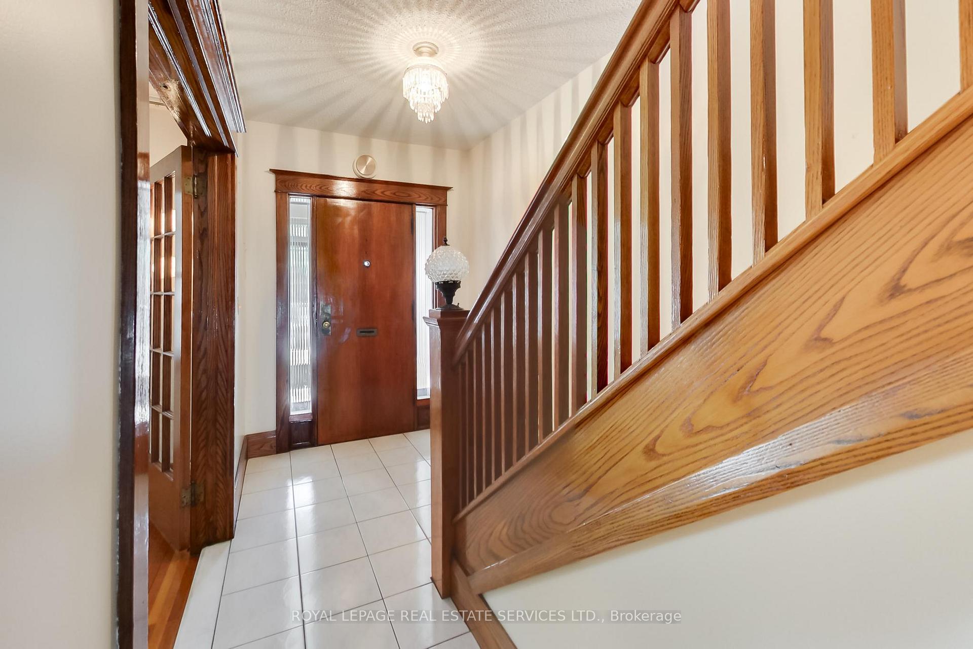 Photo 20 of 85 Dawes Road, Toronto, East End-Danforth — HOMEH