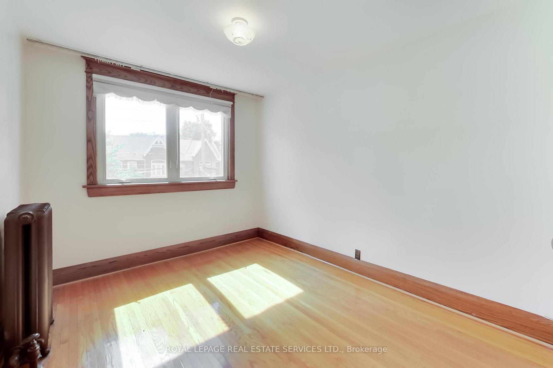 Photo 24 of 85 Dawes Road, Toronto, East End-Danforth — HOMEH