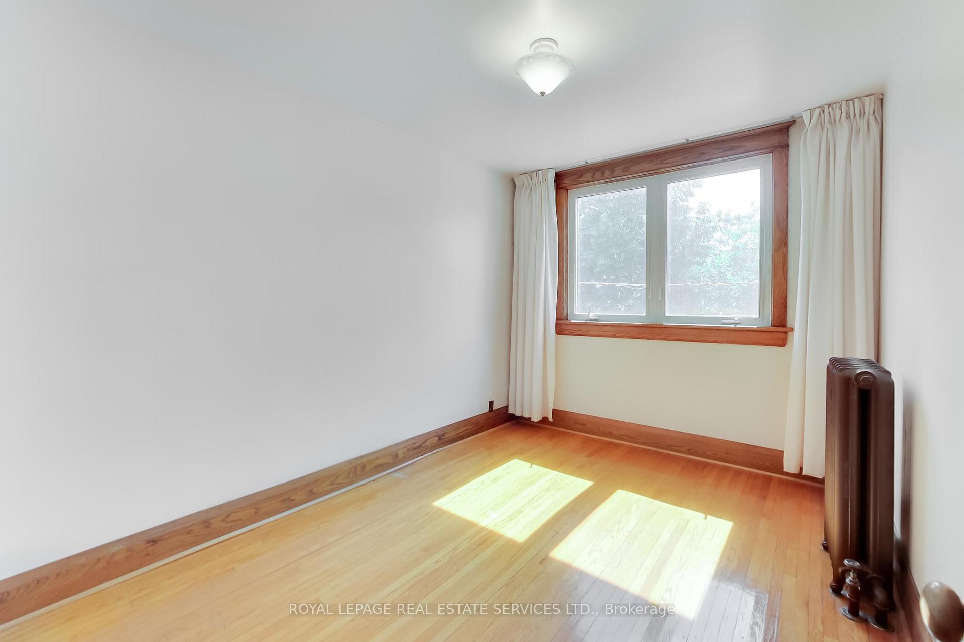 Photo 27 of 85 Dawes Road, Toronto, East End-Danforth — HOMEH