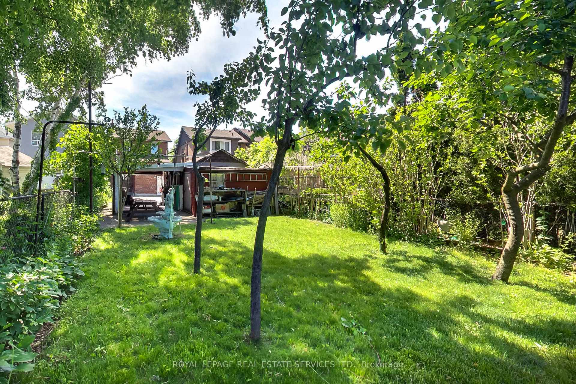 Photo 43 of 85 Dawes Road, Toronto, East End-Danforth — HOMEH
