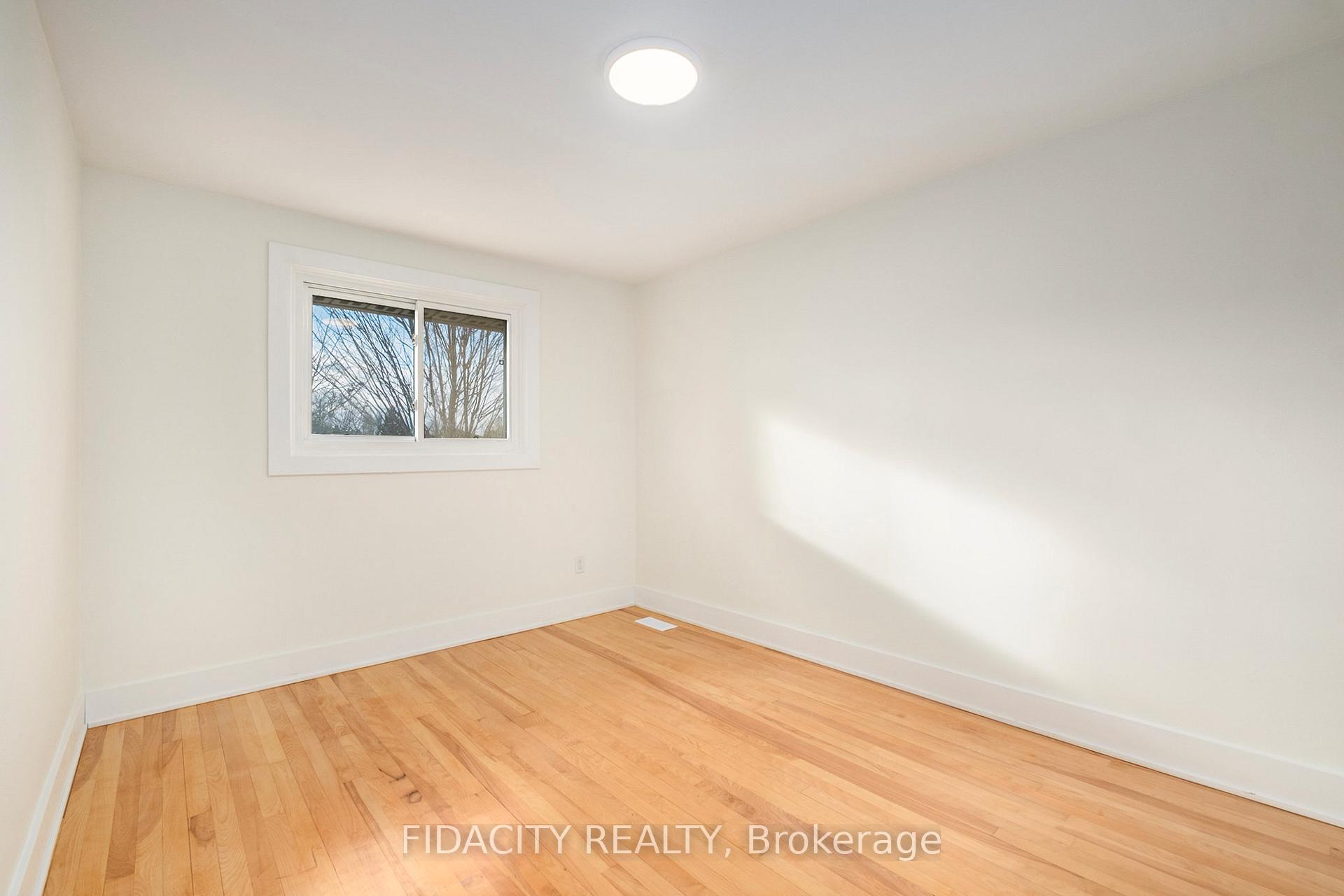 Photo 16 of 1030 Maitland Avenue, Ottawa, Braemar Park — HOMEH