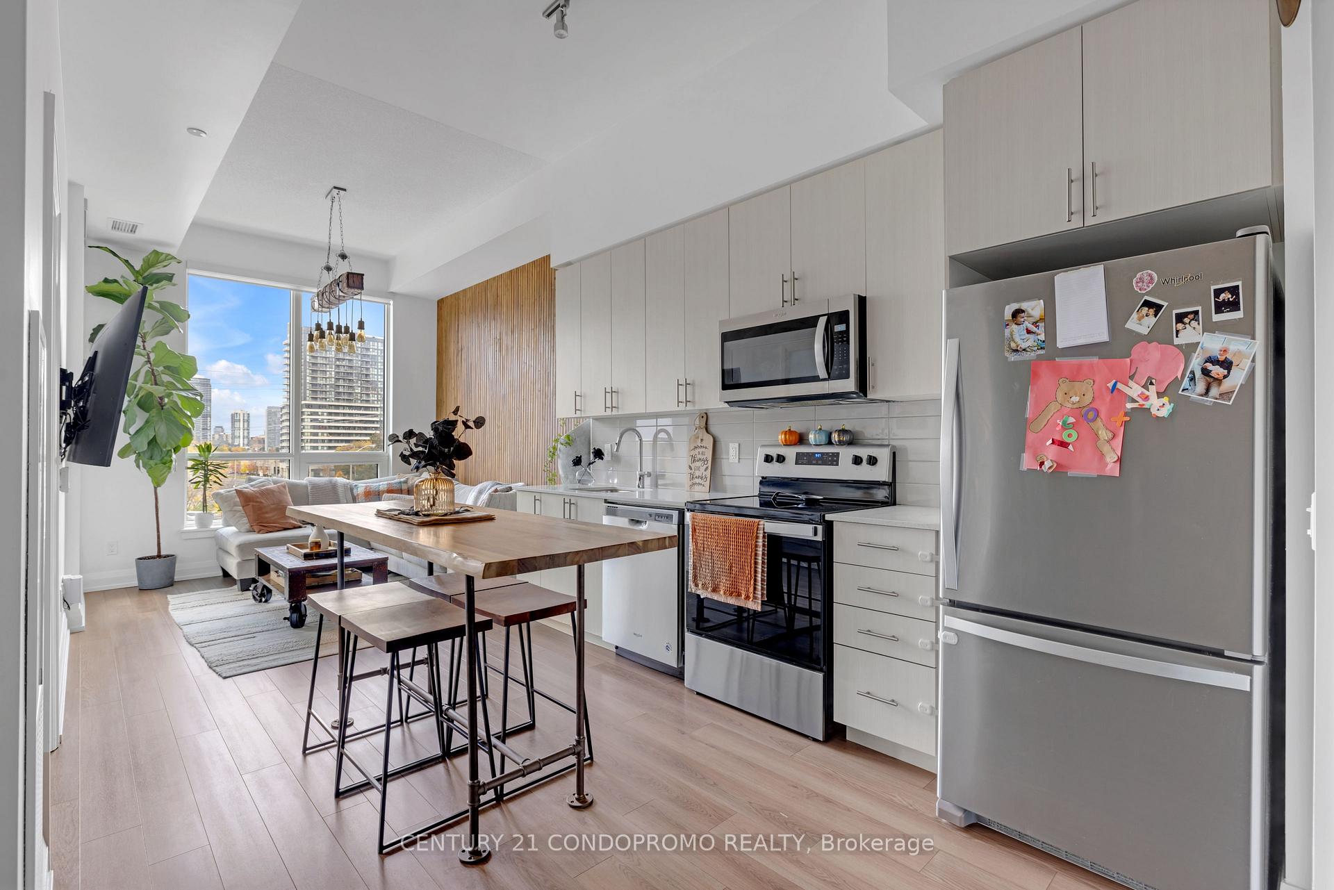 Photo 5 of Unit 207, 3121 Sheppard Avenue E, Scarborough, Tam O'Shanter-Sullivan — HOMEH