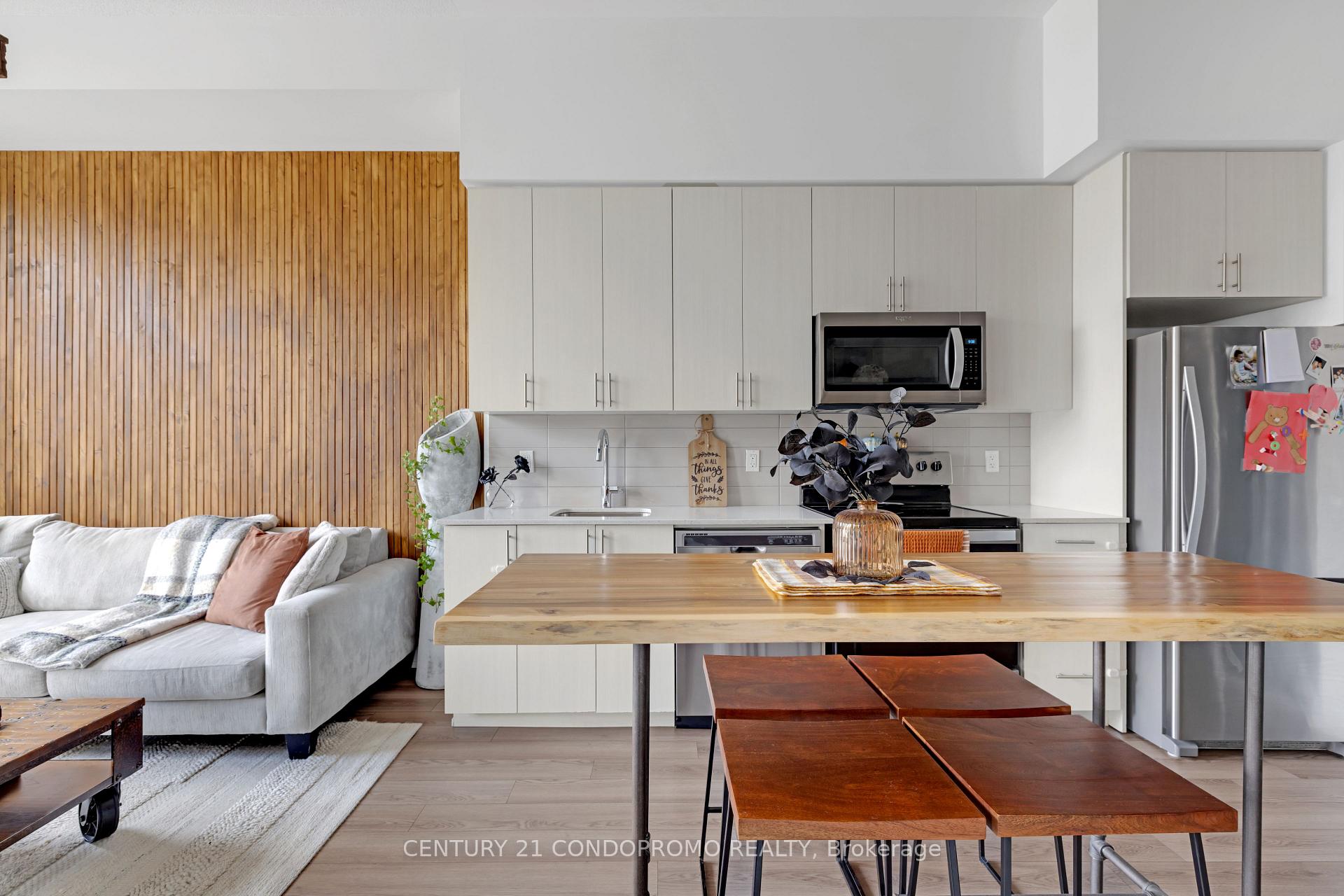 Photo 6 of Unit 207, 3121 Sheppard Avenue E, Scarborough, Tam O'Shanter-Sullivan — HOMEH