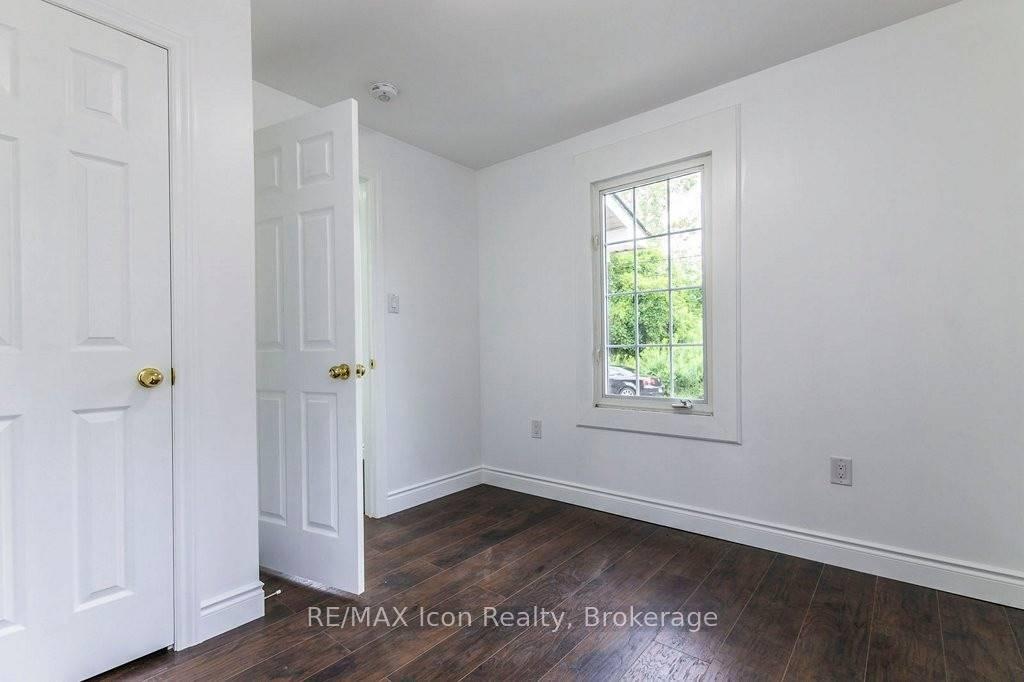 Photo 11 of 1270 Spring Gardens Road, Burlington, Bayview — HOMEH