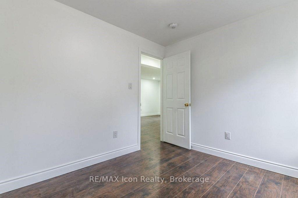 Photo 13 of 1270 Spring Gardens Road, Burlington, Bayview — HOMEH