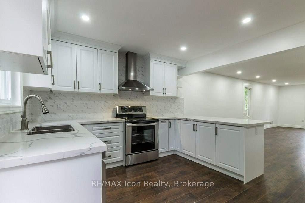 Photo 18 of 1270 Spring Gardens Road, Burlington, Bayview — HOMEH