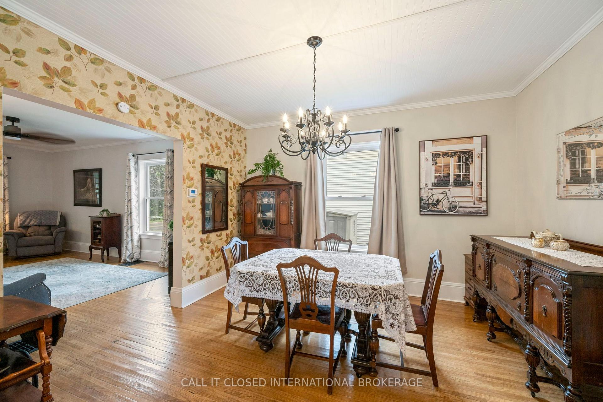 Photo 9 of 97 Elgin Street, St. Thomas — HOMEH