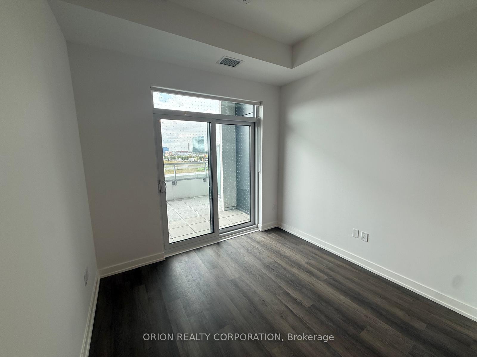 Photo 14 of Unit 305, 21 Meadowdale Road, Vaughan, Vaughan Corporate Centre — HOMEH