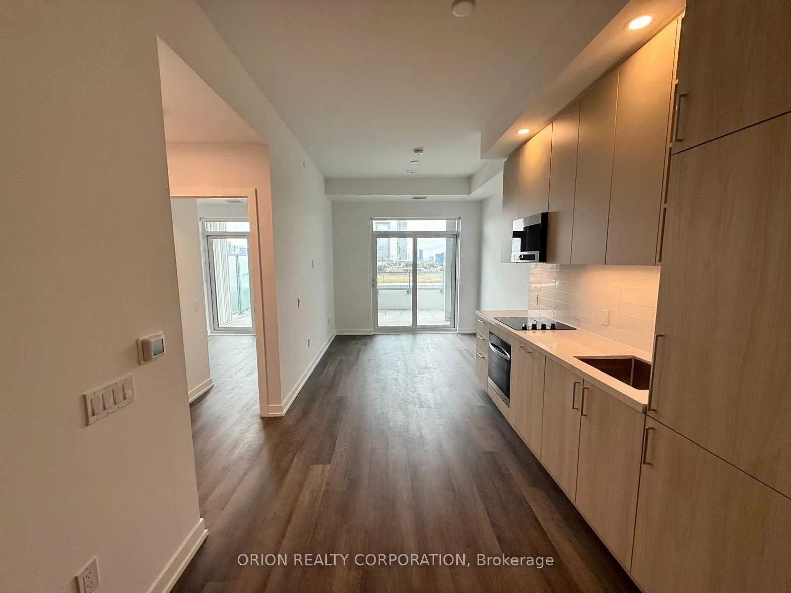 Photo 19 of Unit 305, 21 Meadowdale Road, Vaughan, Vaughan Corporate Centre — HOMEH