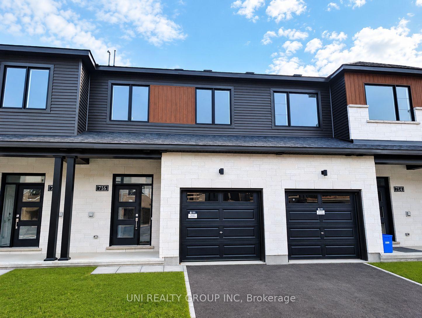 Photo 1 of 716 Tadpole Crescent, Ottawa, Barrhaven - Half Moon Bay — HOMEH