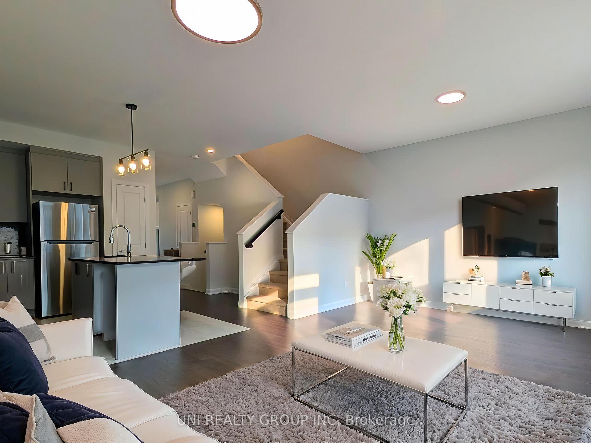 Photo 10 of 716 Tadpole Crescent, Ottawa, Barrhaven - Half Moon Bay — HOMEH