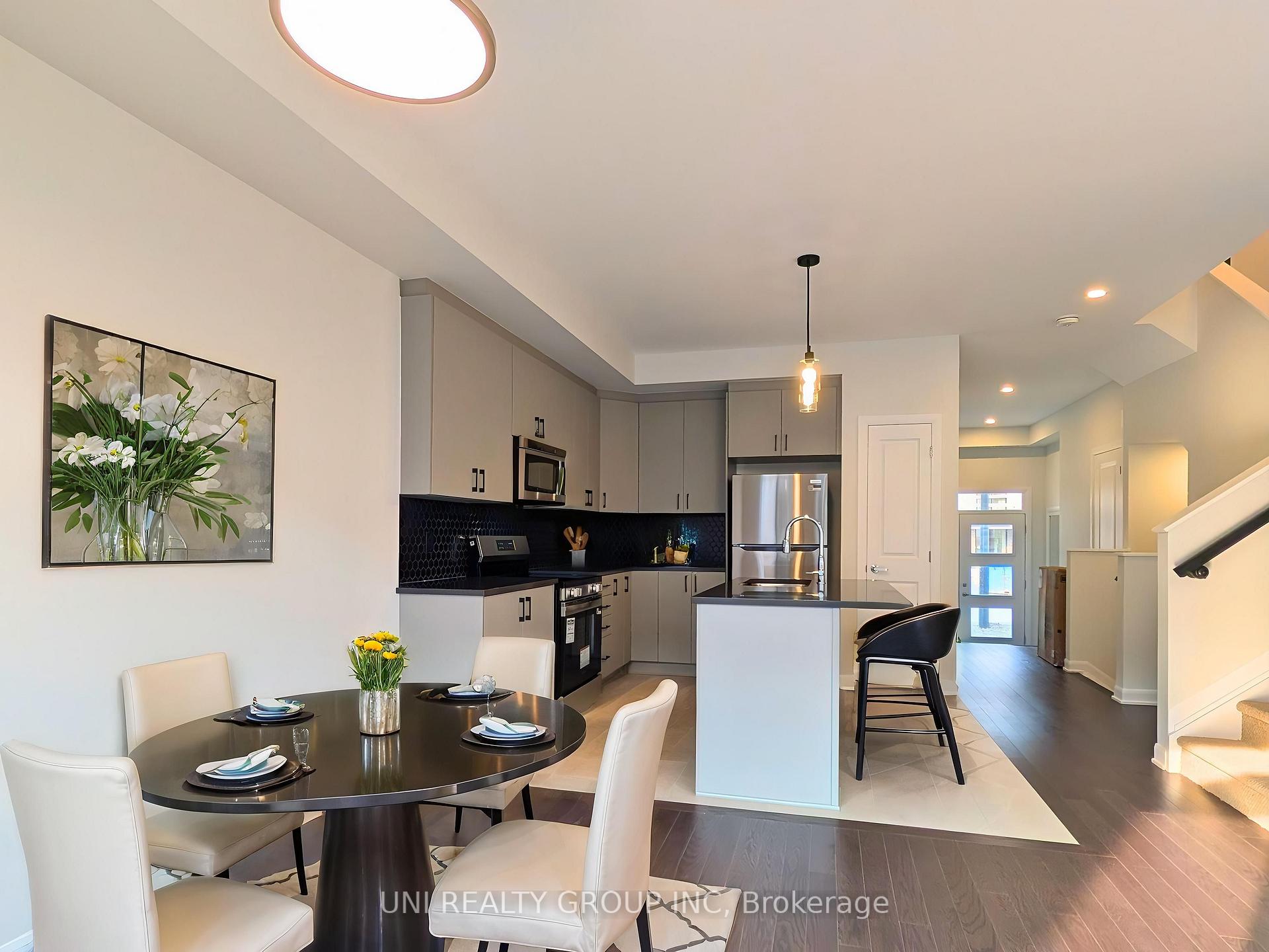 Photo 11 of 716 Tadpole Crescent, Ottawa, Barrhaven - Half Moon Bay — HOMEH