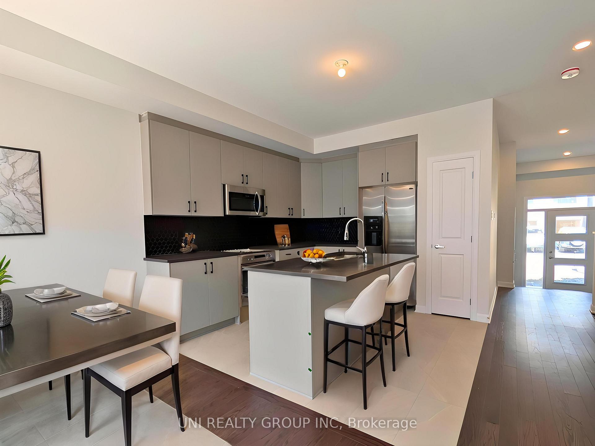 Photo 15 of 716 Tadpole Crescent, Ottawa, Barrhaven - Half Moon Bay — HOMEH