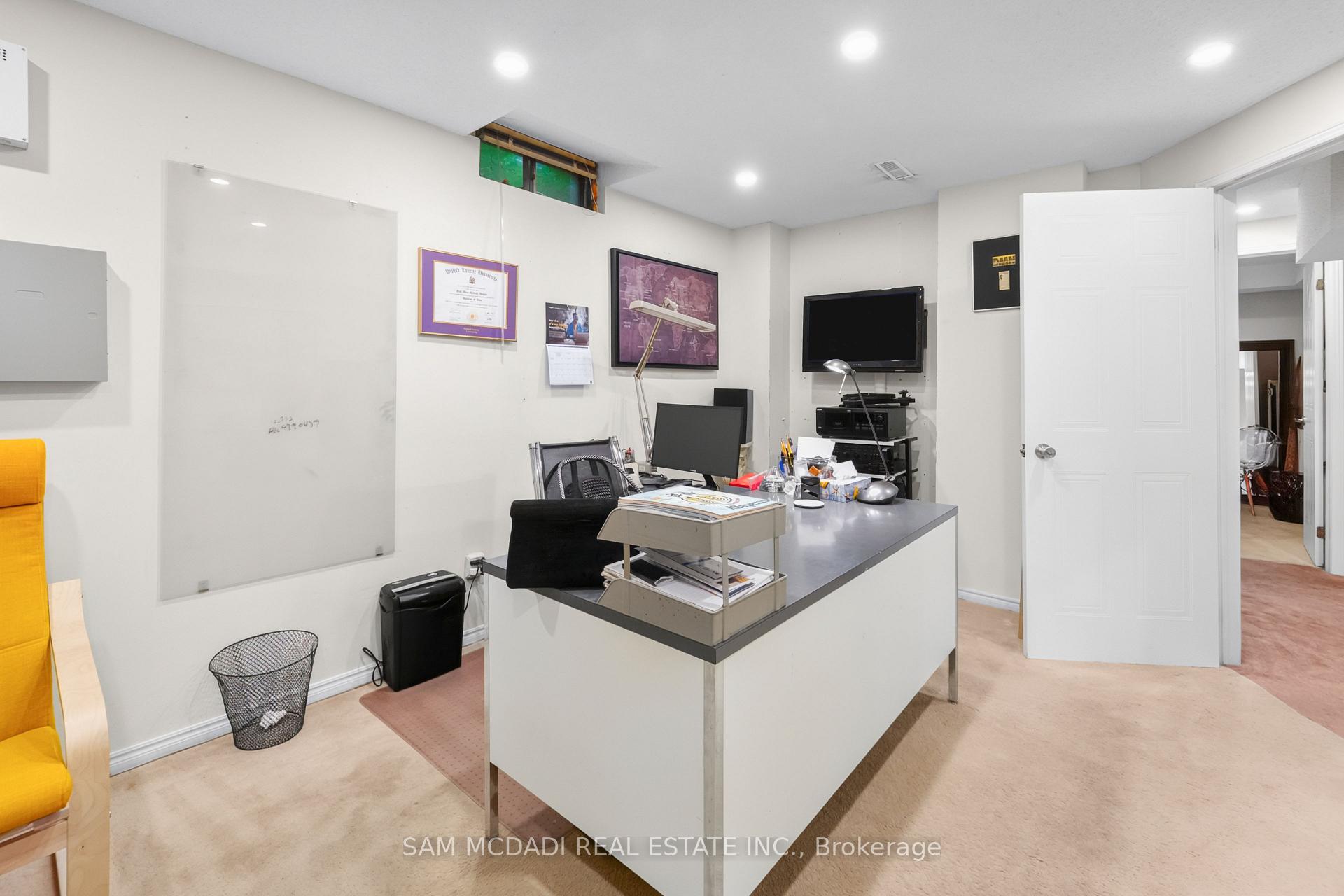Photo 32 of 644 Sweetwater Place, Mississauga, Lorne Park — HOMEH