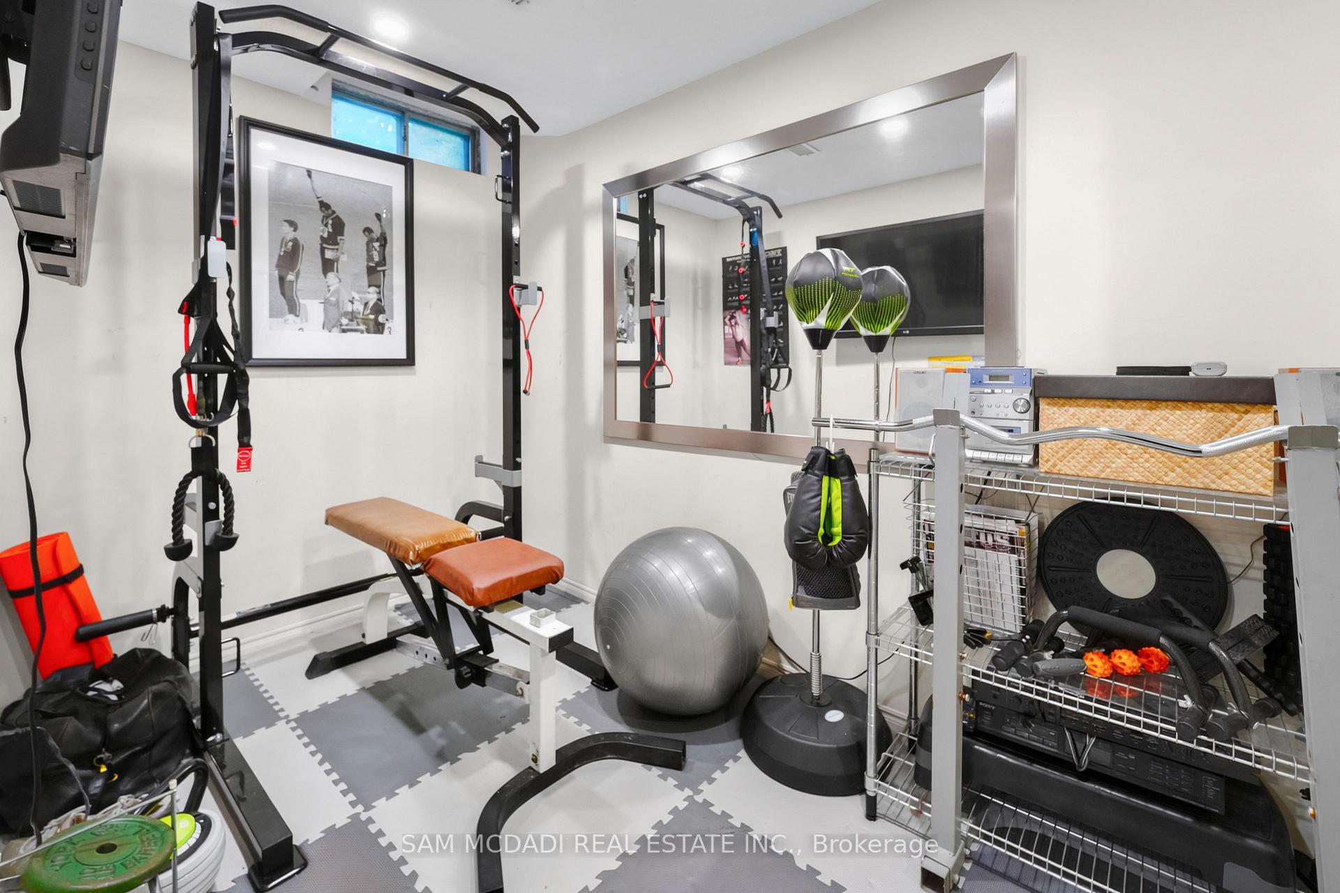 Photo 33 of 644 Sweetwater Place, Mississauga, Lorne Park — HOMEH
