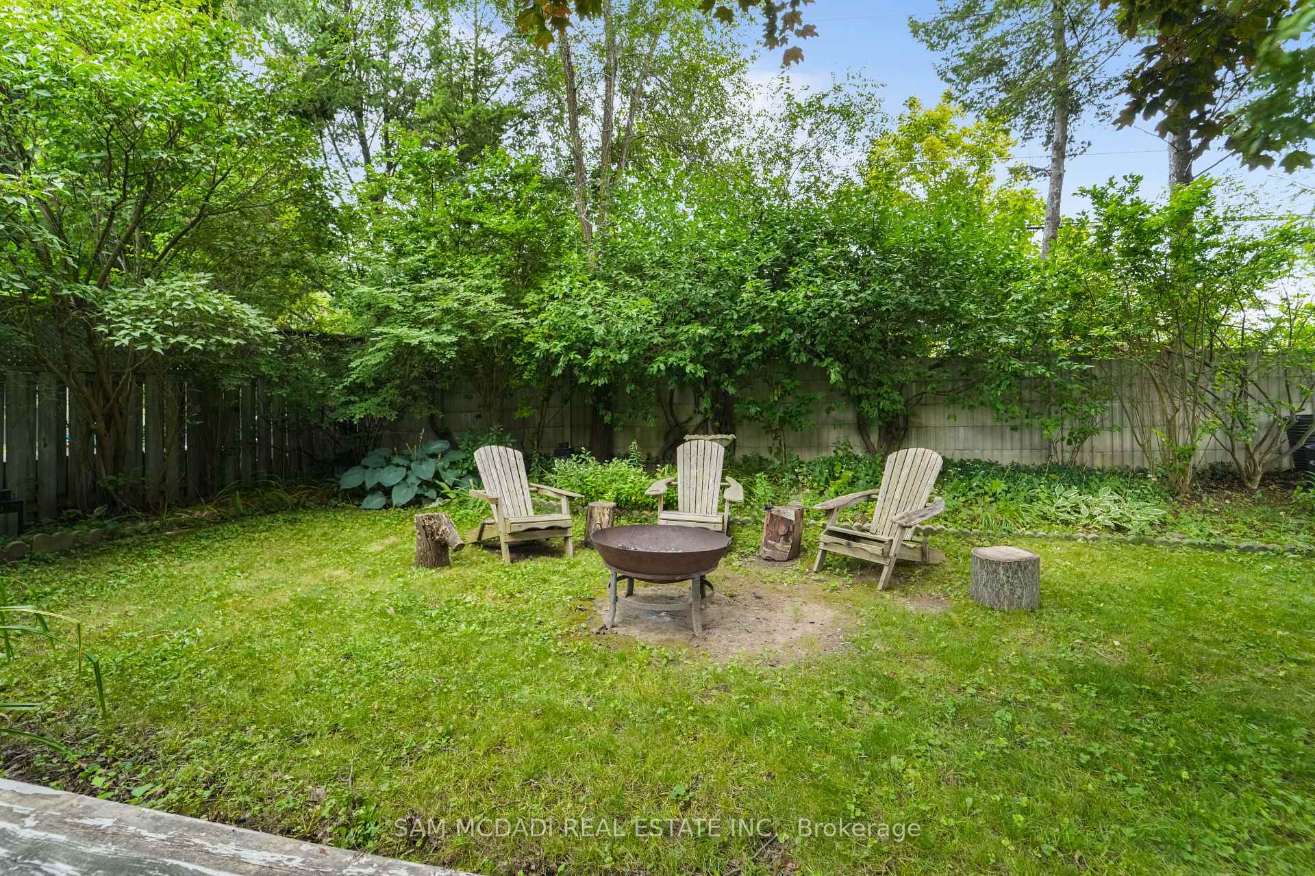 Photo 38 of 644 Sweetwater Place, Mississauga, Lorne Park — HOMEH