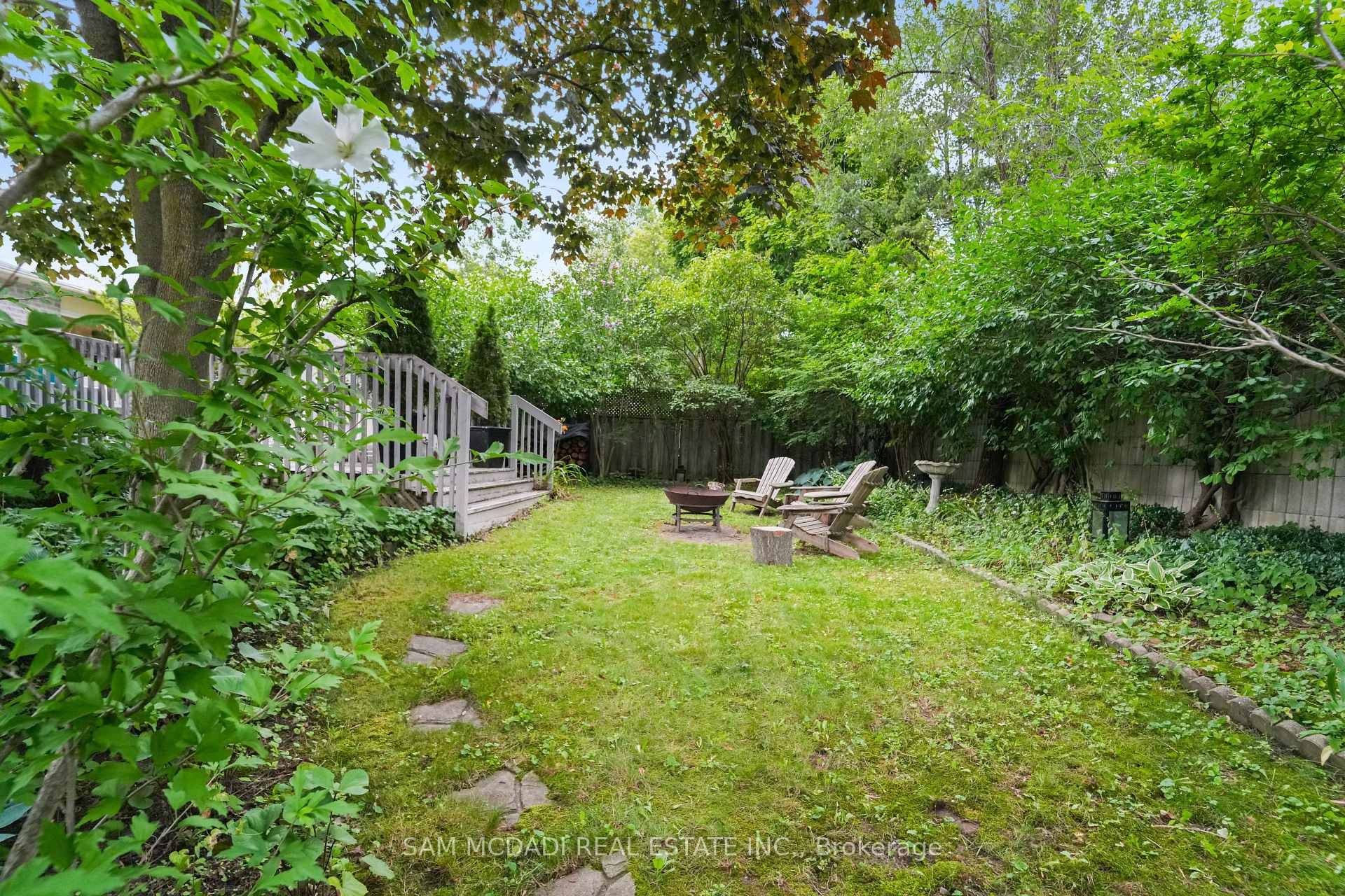 Photo 40 of 644 Sweetwater Place, Mississauga, Lorne Park — HOMEH