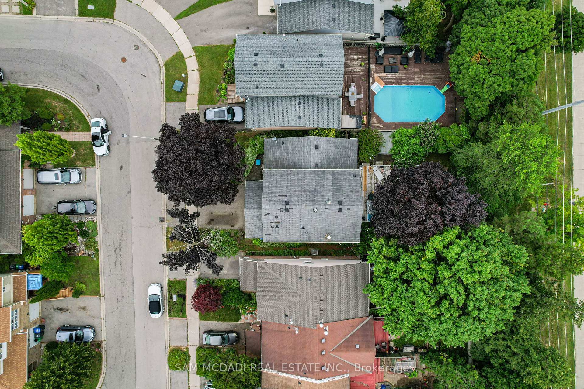 Photo 42 of 644 Sweetwater Place, Mississauga, Lorne Park — HOMEH