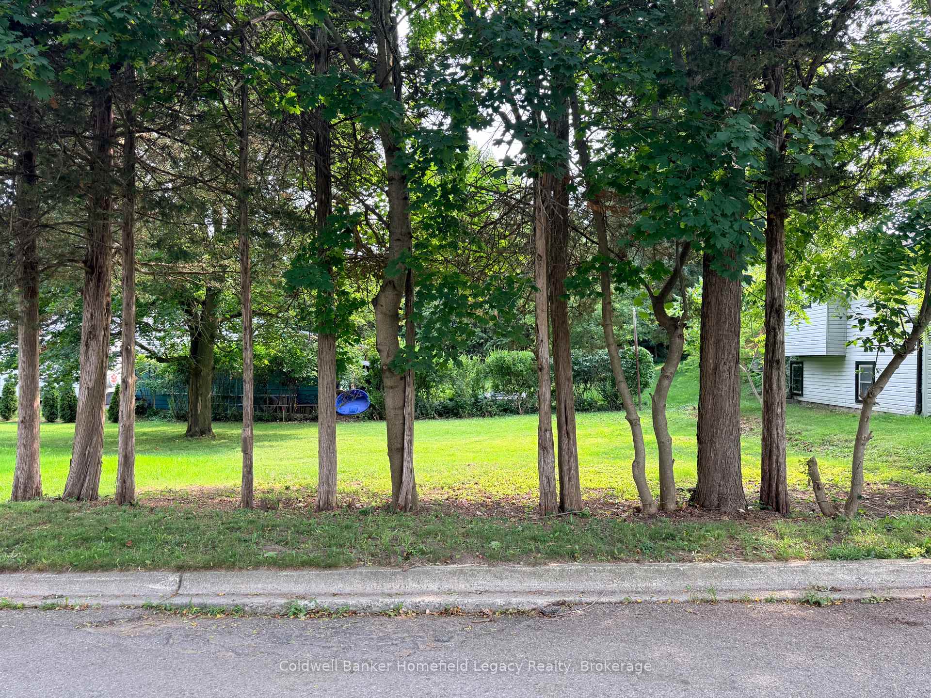 Photo of 1 Park Ln