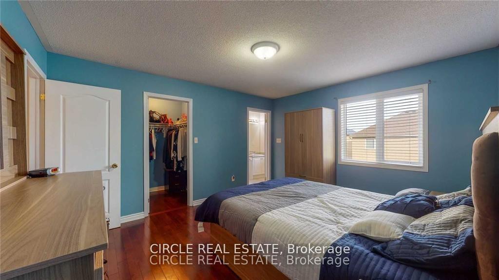 Photo 13 of 27 belinda Drive, Brampton, Fletcher's Meadow — HOMEH