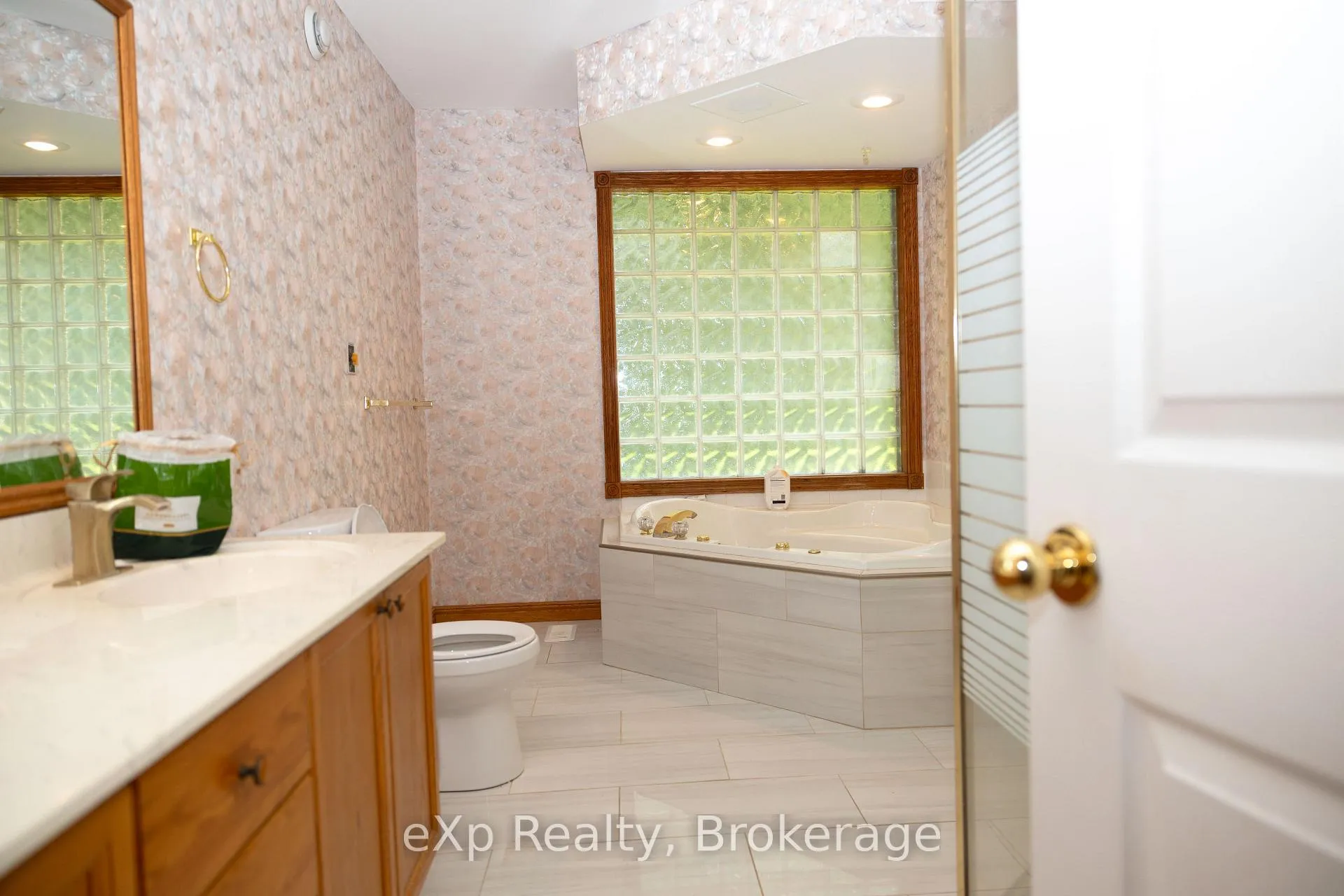 Photo 10 of 541031 14 Concession N, Arran-Elderslie — HOMEH