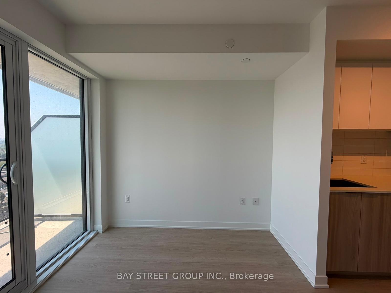 Photo 8 of Unit 1510, 15 David Salomon Drive, Toronto, Flemingdon Park — HOMEH