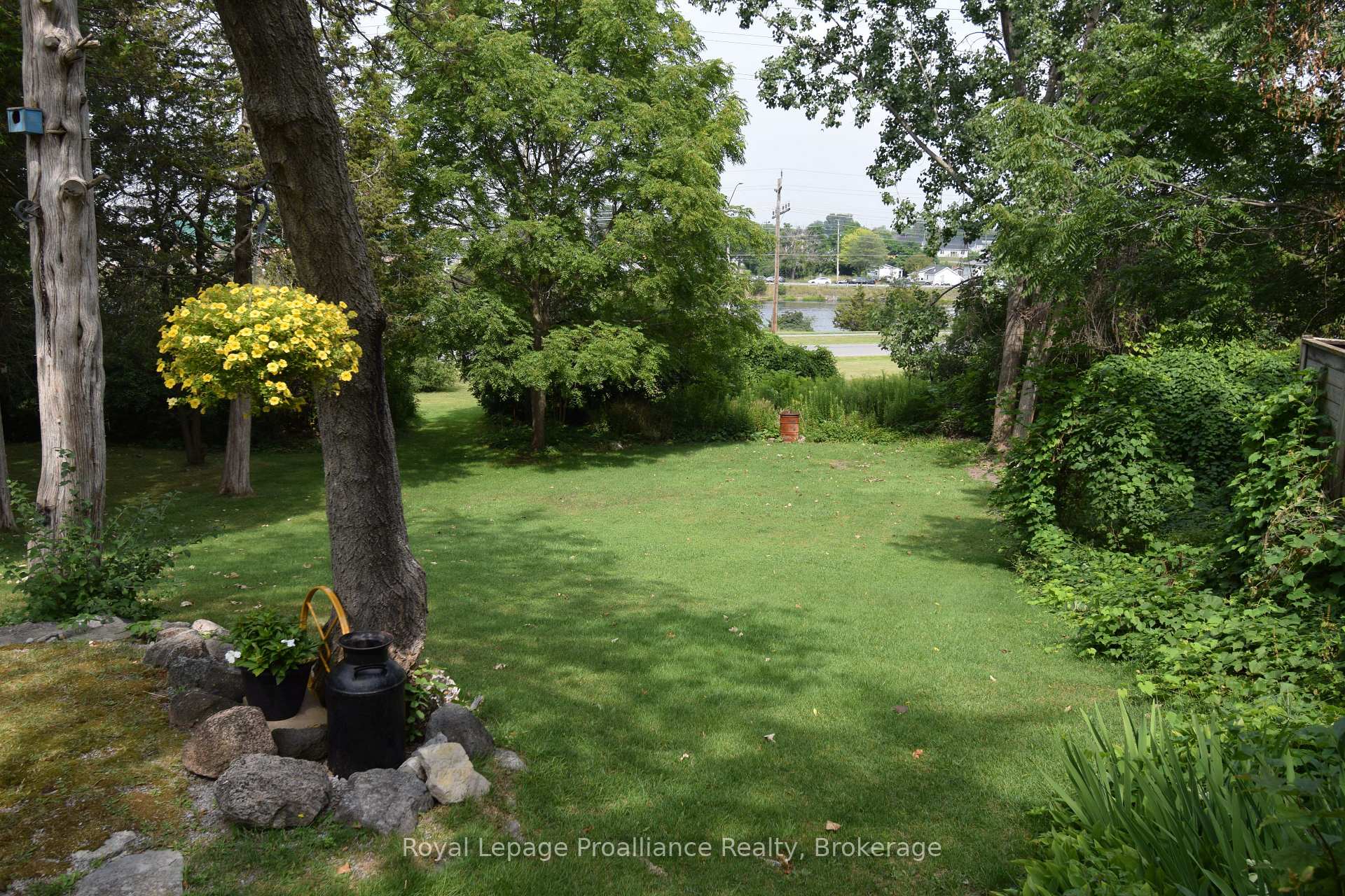 Photo 7 of 119 Orchard Drive, Belleville, Belleville Ward — HOMEH