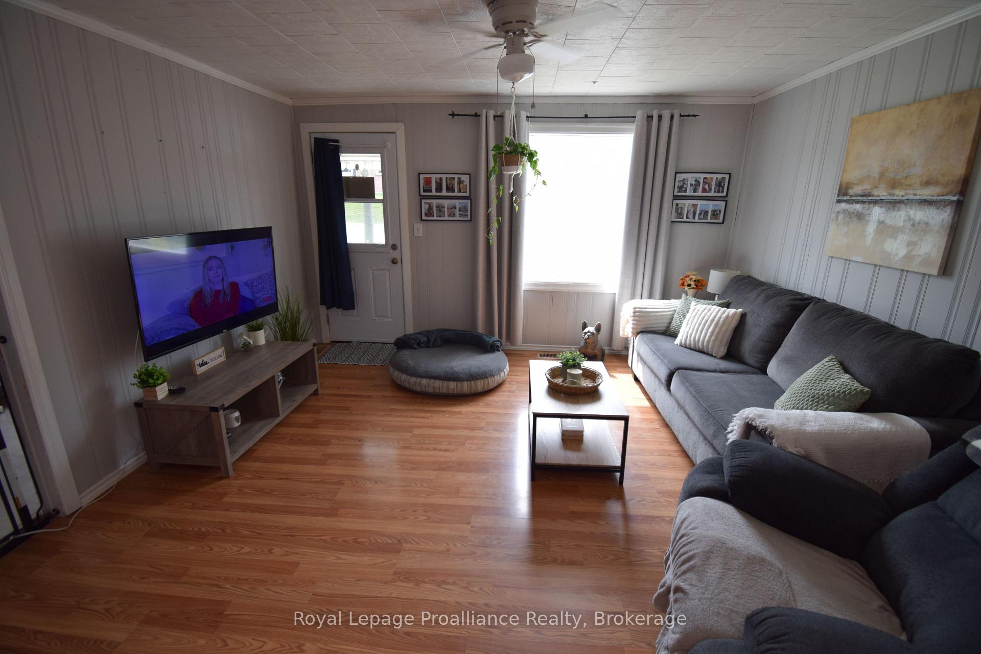 Photo 16 of 119 Orchard Drive, Belleville, Belleville Ward — HOMEH