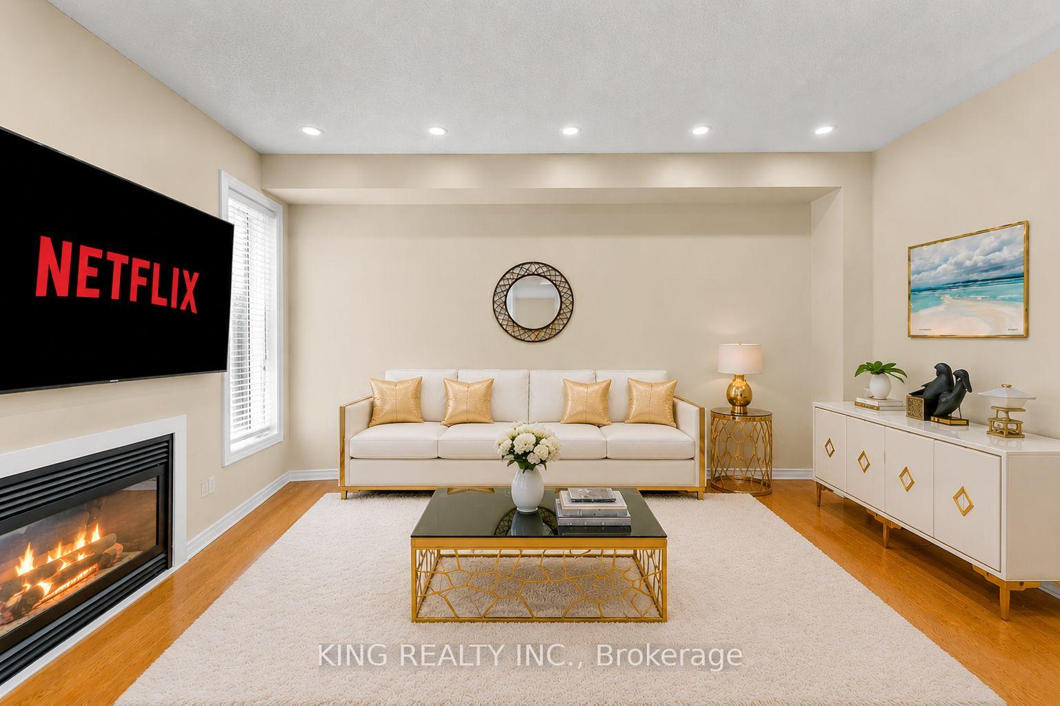 Photo 11 of 100 Pantomine Boulevard, Brampton, Brampton West — HOMEH