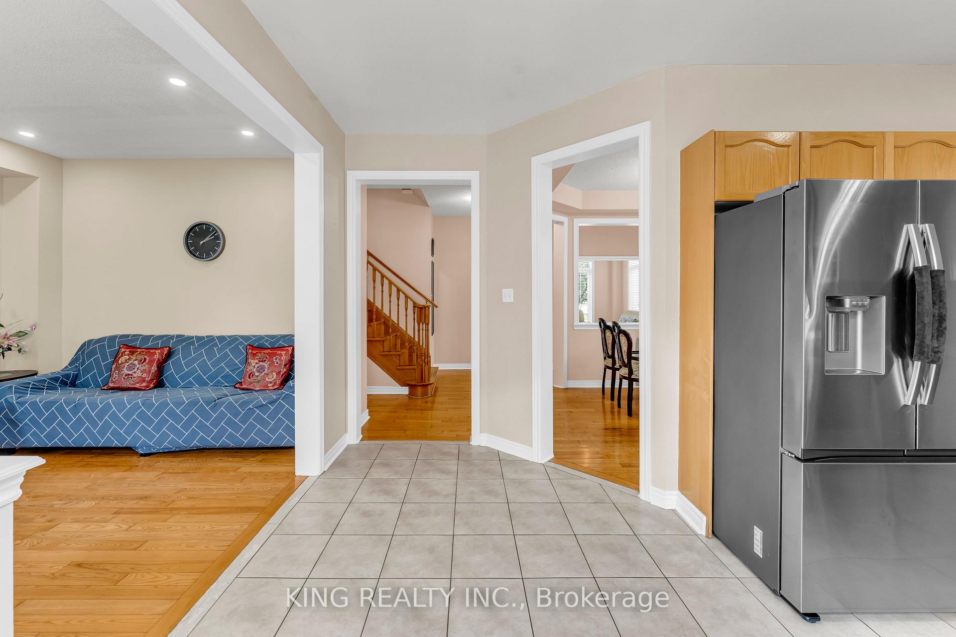 Photo 22 of 100 Pantomine Boulevard, Brampton, Brampton West — HOMEH