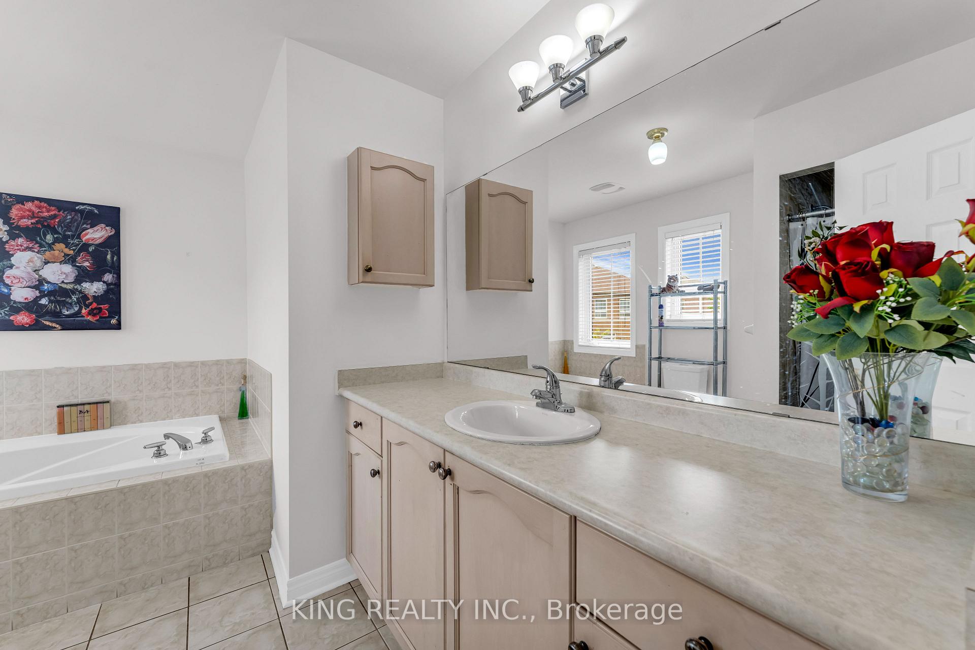 Photo 27 of 100 Pantomine Boulevard, Brampton, Brampton West — HOMEH