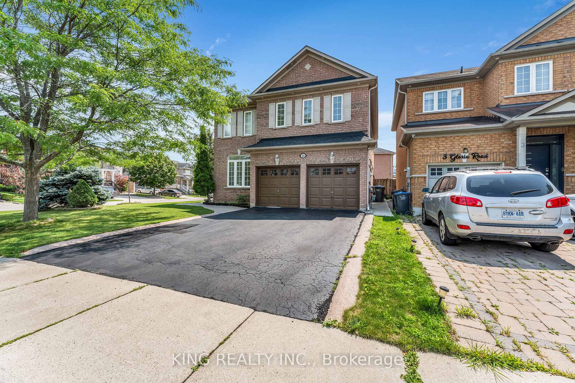 Photo 38 of 100 Pantomine Boulevard, Brampton, Brampton West — HOMEH