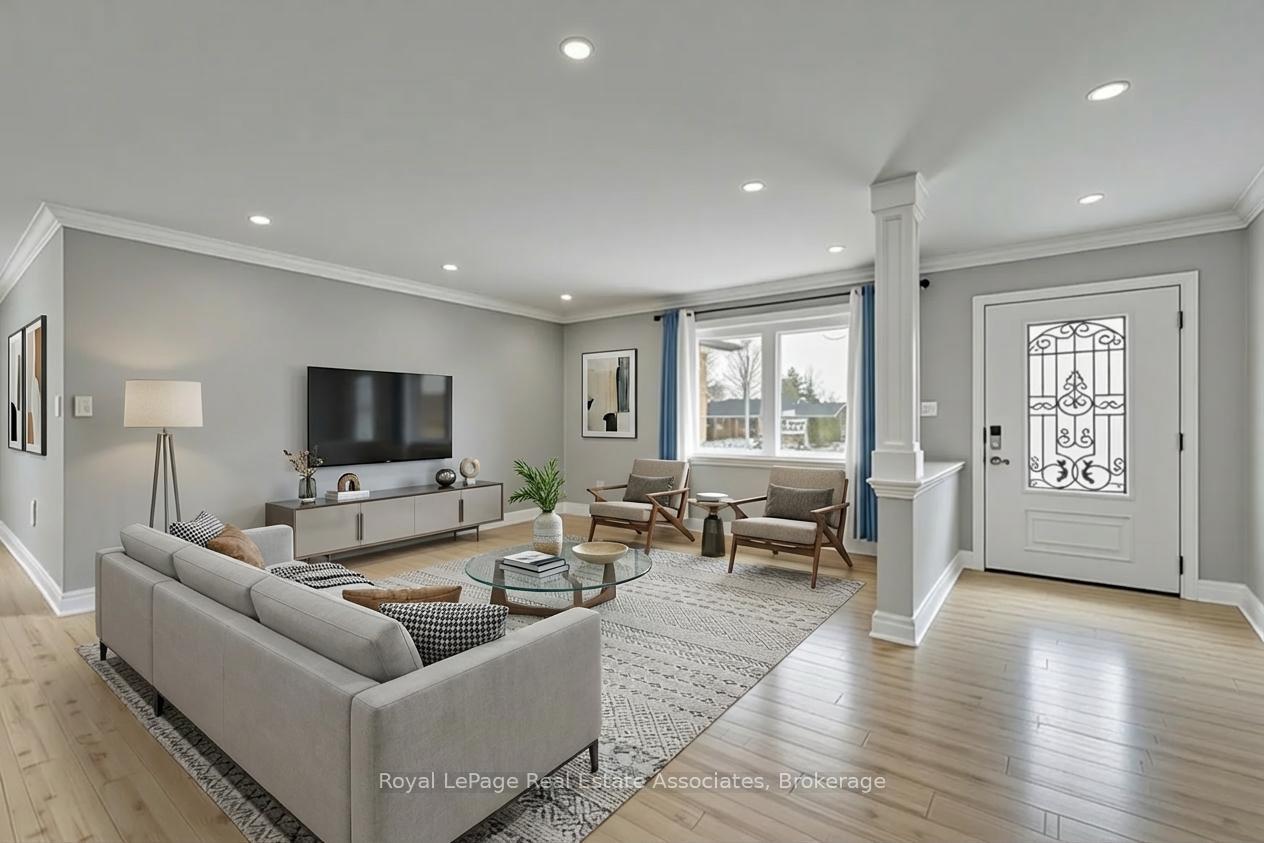 Photo 5 of 44 McClellan Road, Caledon, Alton — HOMEH