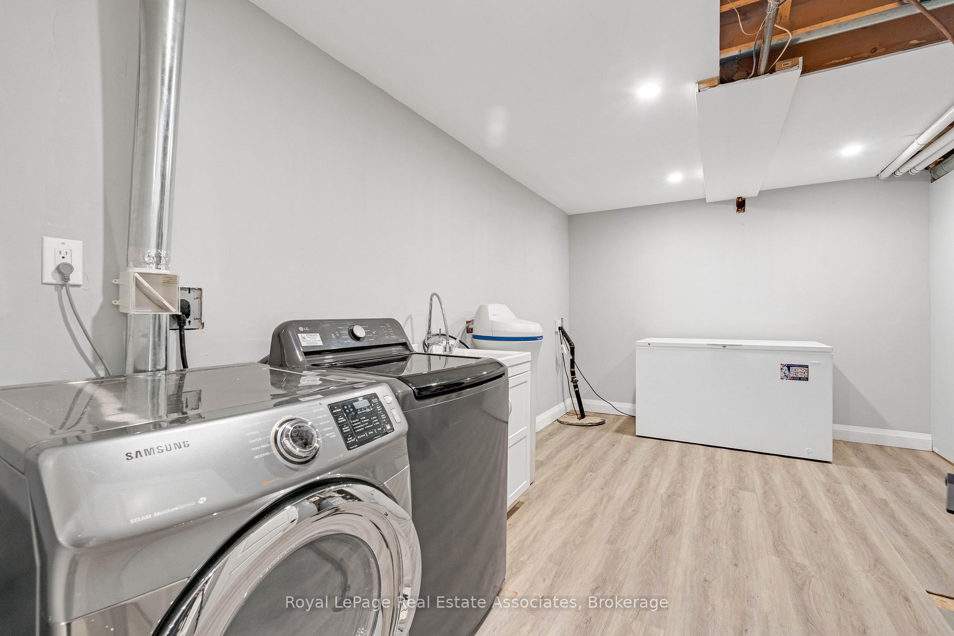 Photo 35 of 44 McClellan Road, Caledon, Alton — HOMEH