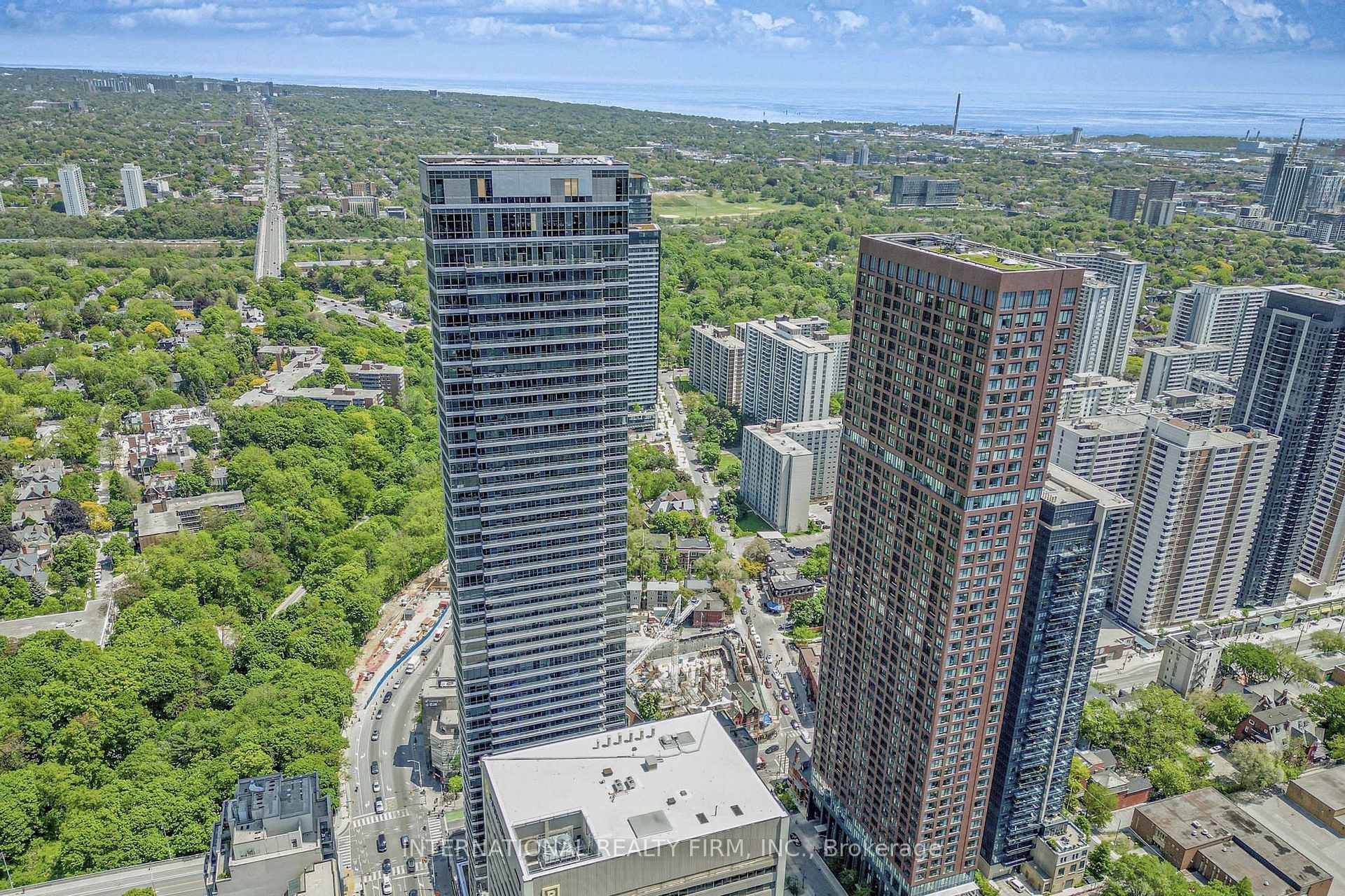 Front of Unit 4602, 395 Bloor Street E