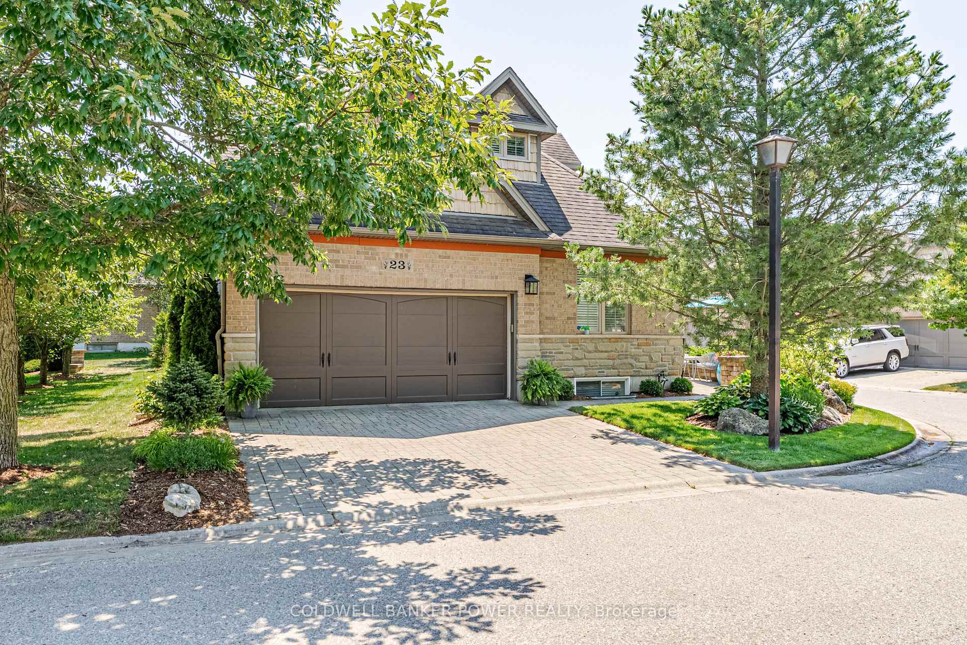 Photo 3 of Unit 23, 1900 Shore Road, London, South A — HOMEH