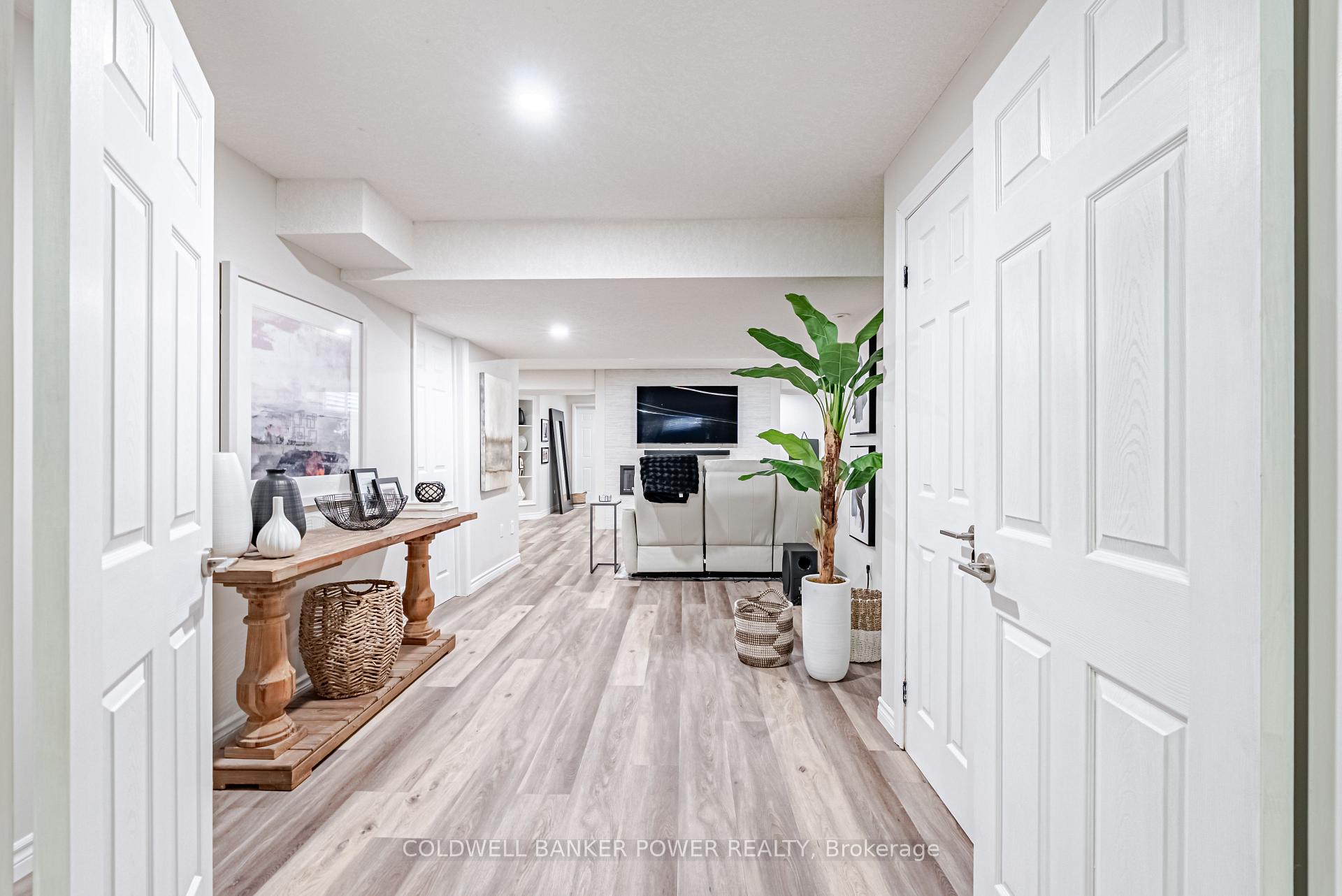 Photo 37 of Unit 23, 1900 Shore Road, London, South A — HOMEH