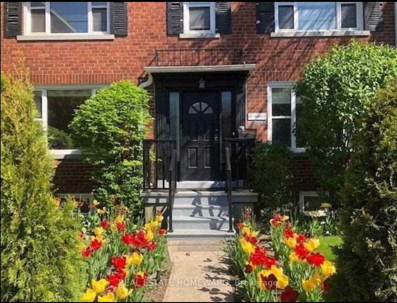 Photo 1 of Unit Side, 274 Rumsey Road, Toronto, Leaside — HOMEH