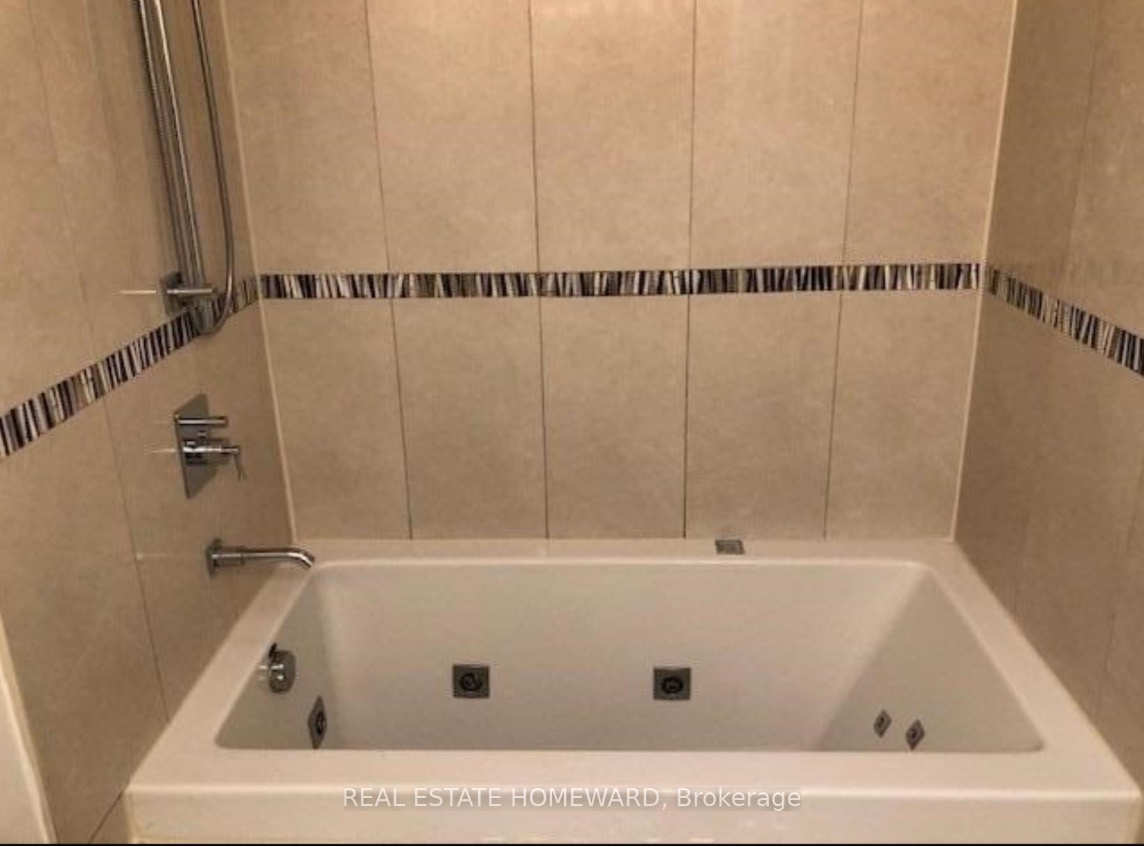 Photo 11 of Unit Side, 274 Rumsey Road, Toronto, Leaside — HOMEH