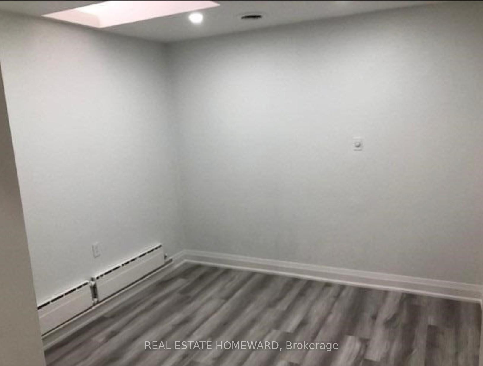Photo 15 of Unit Side, 274 Rumsey Road, Toronto, Leaside — HOMEH